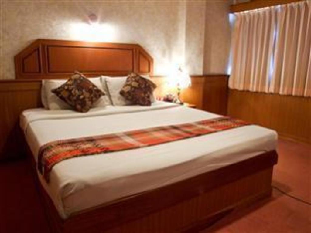 Sakol Grand Palace Hotel Sakon Nakhon Luaran gambar